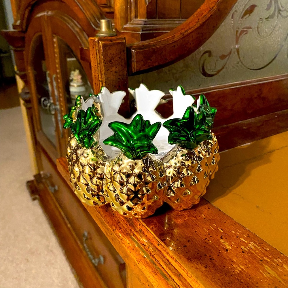Bath & Body Works Gold Pineapple Candle Holder
